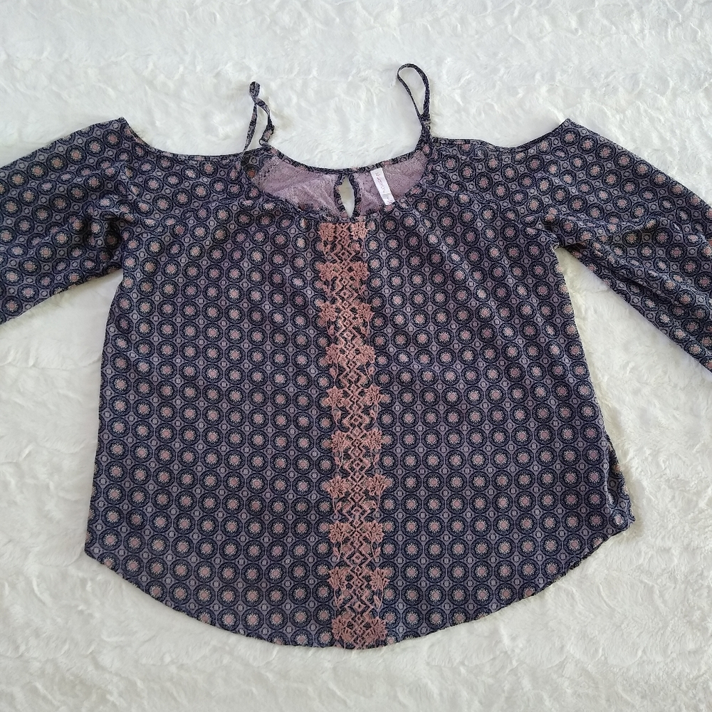 Xhilaration Cold Shoulder Embroidered Top